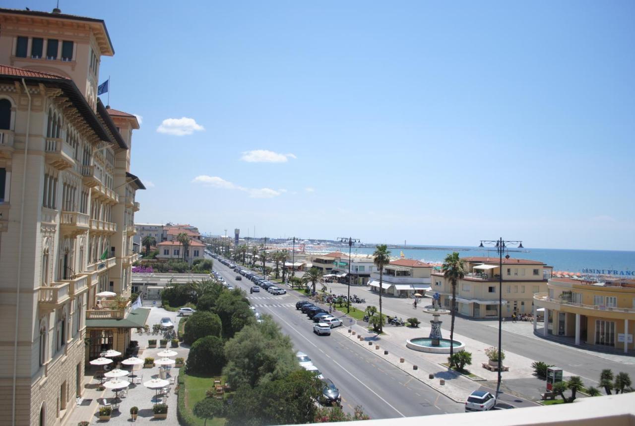 Villa Tina Hotel Viareggio Luaran gambar