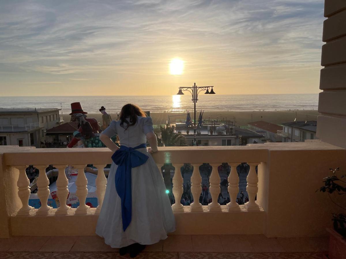 Villa Tina Hotel Viareggio Luaran gambar