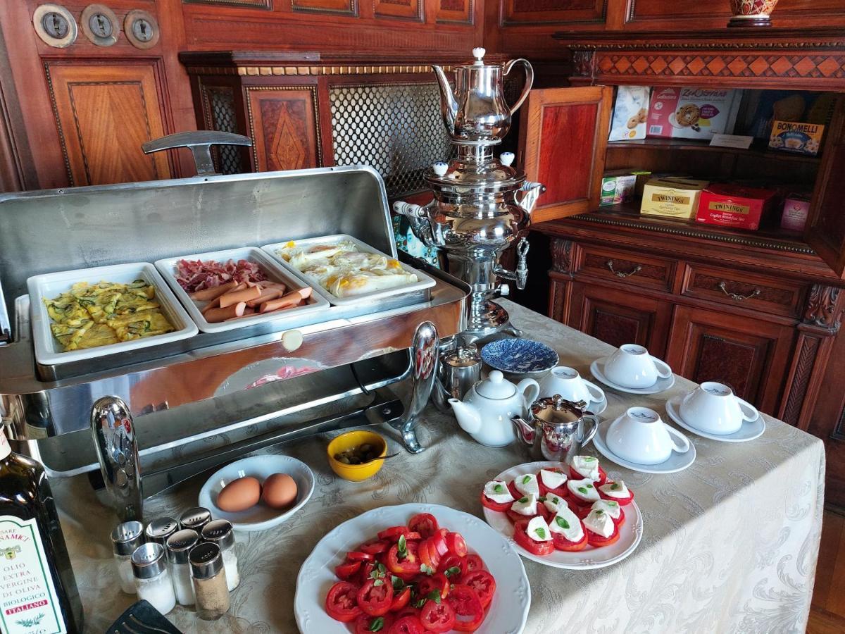 Villa Tina Hotel Viareggio Luaran gambar